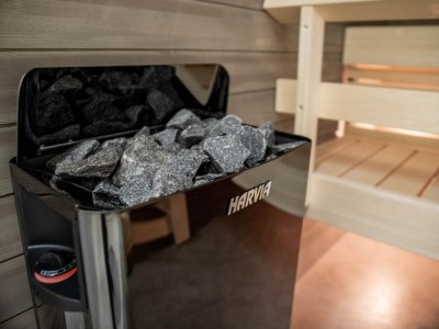 Печка за сауна с вградено управление Harvia The Wall 6,0 kW Black